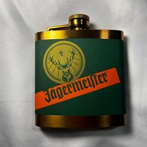 Jagermeister Green & Gold Hip Flask 5oz Distillery Logo 3.75” x 4.5”